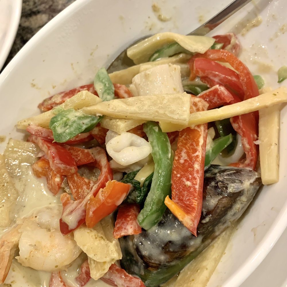 RAAN THAI - Seafood green curry (spicy level 3) - Thai Near Me - Fairview Park, Ohio RAAN THAI - Seafood green curry (spicy level 3) - Thai Near Me - Fairview Park, Ohio