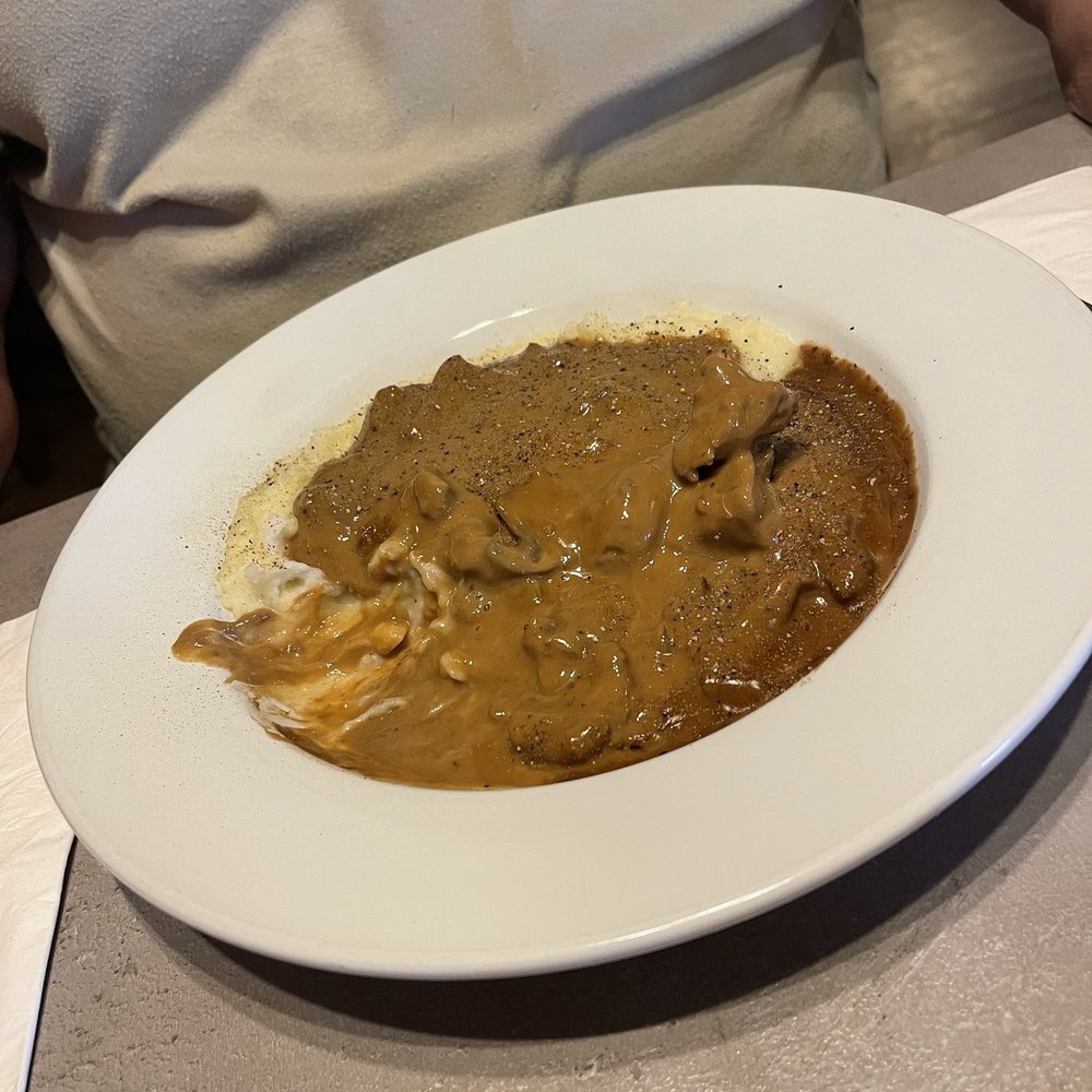 Samantha's Restaurant - Beef stroganoff on mashed potatoes - Breakfast & Brunch Near Me - North Canton, Ohio