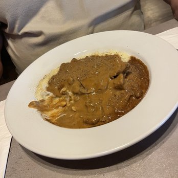 Samantha's Restaurant - Beef stroganoff on mashed potatoes - Breakfast & Brunch Near Me - North Canton, Ohio