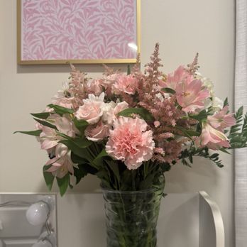 Jayne Eugene Florist - Florists Near Me - Terryville, Connecticut Jayne Eugene Florist - Florists Near Me - Terryville, Connecticut