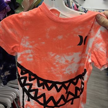 Sunshine Thrift Stores - I like this shirt. Beachy. - Thrift Stores Near Me - Tampa, Florida