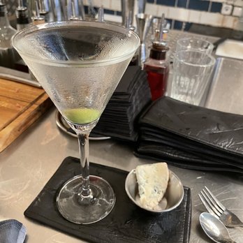 Two Schmucks - 50/50 - Cocktail Bars Near Me - Barcelona, B
