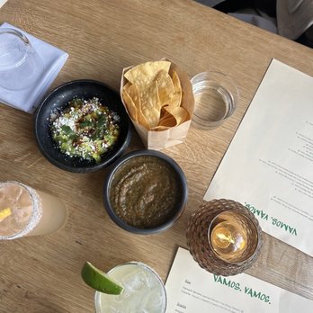 Vamos. Vamos - Cocktail Bars Near Me - Santa Monica, California