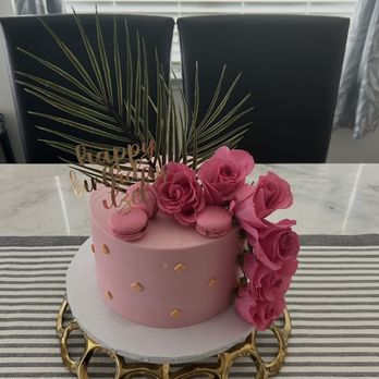 Smallcakes San Antonio - Bakeries Near Me - San Antonio, Texas Smallcakes San Antonio - Bakeries Near Me - San Antonio, Texas
