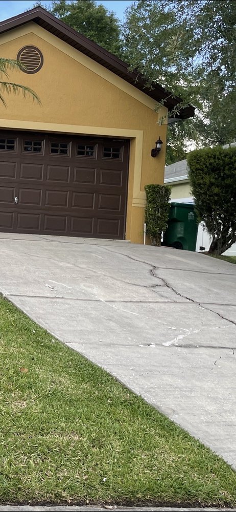 Slide of Sheegog Contracting