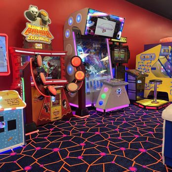 Nickel Mania - Arcades Near Me - Orem, Utah