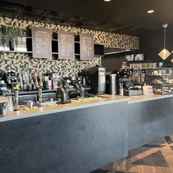 Reserva Coffee Roasters - Coffee counter