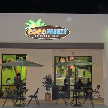 iPrint - Store Front Light Box Close up View - Printing Services Near Me - Indio, California