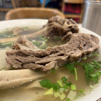 Noodle St - Bone-In Rib Rice Noodle Soup - Noodles Near Me - Pasadena, California