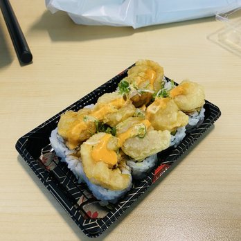 SushiStop Studio City - Decent and good taste. Popcorn shrimp roll - Sushi Bars Near Me - Los Angeles, California