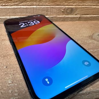 World Phones - 30 min in and out iPhone glass repair - Mobile Phone Repair Near Me - Pinole, California World Phones - 30 min in and out iPhone glass repair - Mobile Phone Repair Near Me - Pinole, California