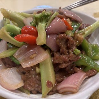 Season Restaurant - Beef with mixed vegetables lunch special - Chinese Near Me - Brooklyn, New York Season Restaurant - Beef with mixed vegetables lunch special - Chinese Near Me - Brooklyn, New York