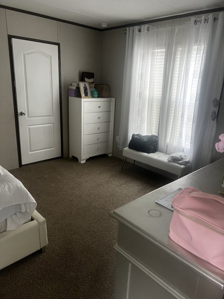 Slide of Miss cruz service cleaning