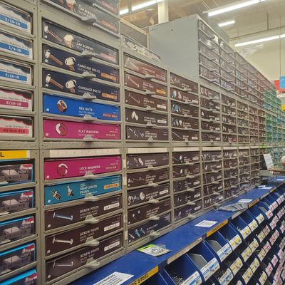 Henery Hardware - Port Townsend