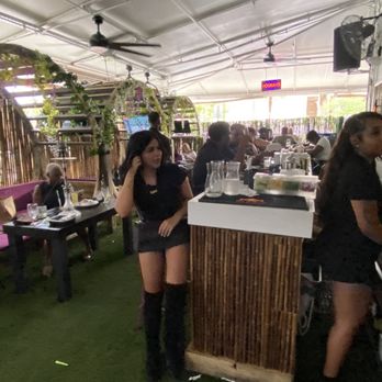 Kekoon Restaurant & Lounge - Outdoor bar - Bars Near Me - Davie, Florida