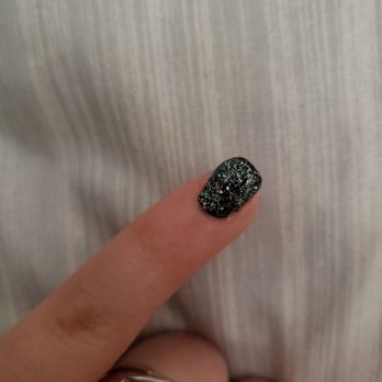 Vicky's Nails and Spa - My pinky nail is not smooth and has a bulbous edge - Nail Salons Near Me - Surprise, Arizona