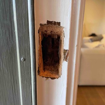 Locksmith Eastbay - Hole made by Jordan - Keys & Locksmiths Near Me Locksmith Eastbay - Hole made by Jordan - Keys & Locksmiths Near Me