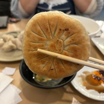 Min Min Pie House - Beef & Scallion meat pie/pancake - Chinese Near Me - Alhambra, California