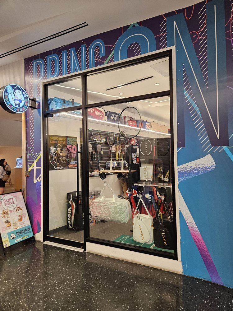 BADMINTON GALLERY Updated September 2024 13333 39th Ave, Flushing