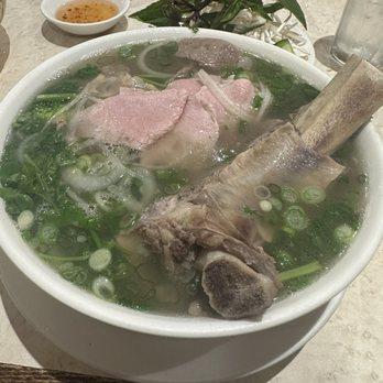 Mom's Pho & Grill - Deluxe pho - Vietnamese Near Me - San Diego, California Mom's Pho & Grill - Deluxe pho - Vietnamese Near Me - San Diego, California