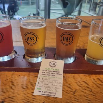 Hop and Sting Brewing Company - My picks. - Breweries Near Me - Grapevine, Texas