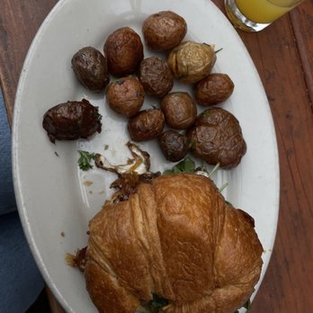 River Pig Saloon - Sports Bars Near Me - Portland, Oregon River Pig Saloon - Sports Bars Near Me - Portland, Oregon