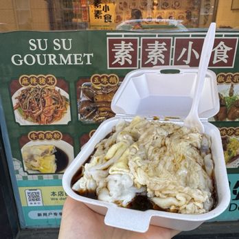 Su Su Gourmet - Steamed rice Rice Noodle Roll with Egg - Chinese Near Me - Boston, Massachusetts Su Su Gourmet - Steamed rice Rice Noodle Roll with Egg - Chinese Near Me - Boston, Massachusetts