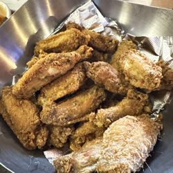 Mad Flavorz Wing Lounge - Extra Crispy Plain Wings
