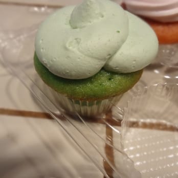 Elite Bakery - Pistachio Cupcake 08.25.12 - Bakeries Near Me - Union City, California Elite Bakery - Pistachio Cupcake 08.25.12 - Bakeries Near Me - Union City, California