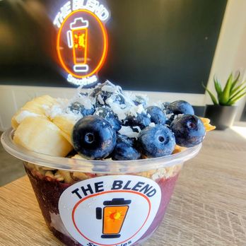 The Blend Smoothies - Acai, yes bowl: Acai base, strawberries, blueberries, banana, granola, coconut and honey - Juice Bars & Smoothies Near Me - Winchester, California