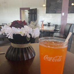 Flat Fanta but pretty centerpiece Flat Fanta but pretty centerpiece