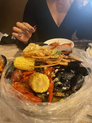 New Amazing Crab House by null