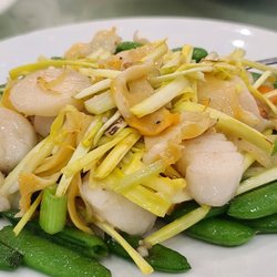 Happy Garden Bayside Restaurant - Scallops in mixed vegetables