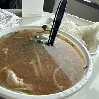 Pho Hong - Pho beef - Vietnamese Near Me - Surrey, British Columbia Pho Hong - Pho beef - Vietnamese Near Me - Surrey, British Columbia