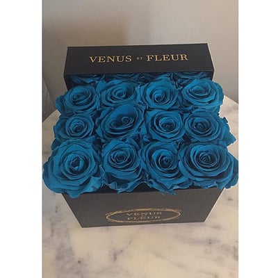 Venus et Fleur- Oculus World Trade Center Boutique by null