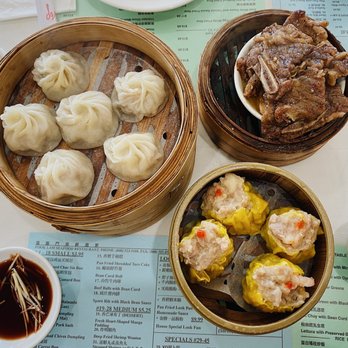 Fook Lam - 2x shanghai dumplings, 2x seafood siu Mai - Dim Sum Near Me - Honolulu, Hawaii Fook Lam - 2x shanghai dumplings, 2x seafood siu Mai - Dim Sum Near Me - Honolulu, Hawaii