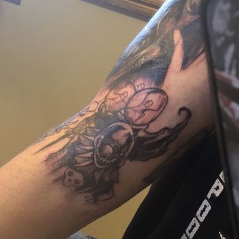 Thirty Six Black Art Collective - Penny wise by Shawn Coss by Johnny - Tattoo Near Me - Orlando, Florida