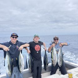 Guardian Charters - Everybody on fish.