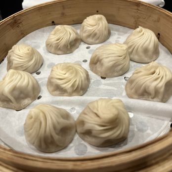 Din Tai Fung - Kurobuta Pork Xiao Long Bao (10 each) - Dim Sum Near Me - Tigard, Oregon Din Tai Fung - Kurobuta Pork Xiao Long Bao (10 each) - Dim Sum Near Me - Tigard, Oregon