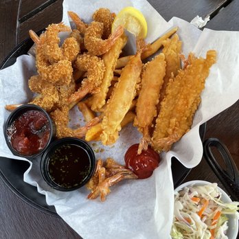 Bubba Gump Shrimp - Fried shrimp and tempura shrimp. - Seafood Near Me - Long Beach, California Bubba Gump Shrimp - Fried shrimp and tempura shrimp. - Seafood Near Me - Long Beach, California