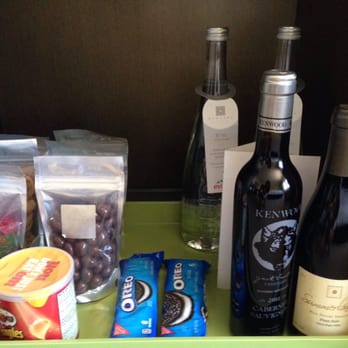 Huntley - Bar snacks - Hotels Near Me - Santa Monica, California Huntley - Bar snacks - Hotels Near Me - Santa Monica, California