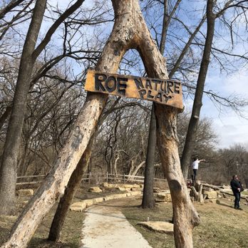 Roe Park - Nature playground - Parks Near Me - Overland Park, Kansas