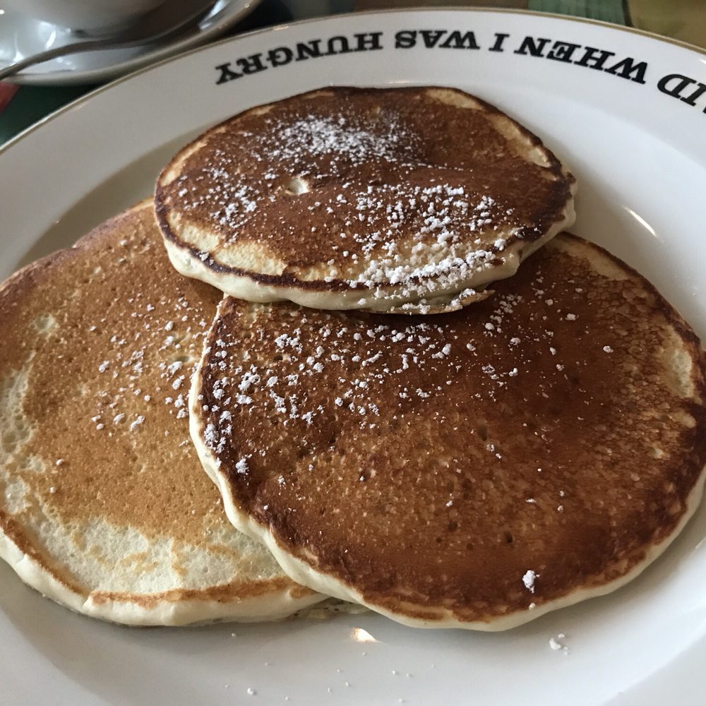 Bottle + Kitchen - Buttermilk pancakes .. the waitress was nice and brought my son chocolate syrup to drizzle on his pancakes - American Near Me - Portland, Oregon