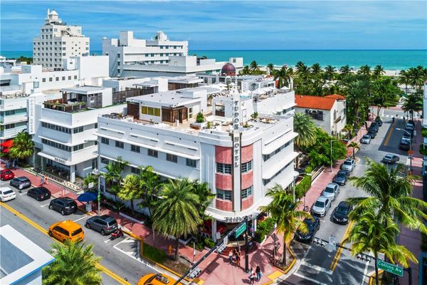 Dream South Beach, by Hyatt by null