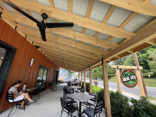 Social Eats Café by null