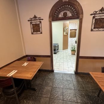 Ali Baba's Cafe - Inside - Mediterranean Near Me - Simi Valley, California Ali Baba's Cafe - Inside - Mediterranean Near Me - Simi Valley, California