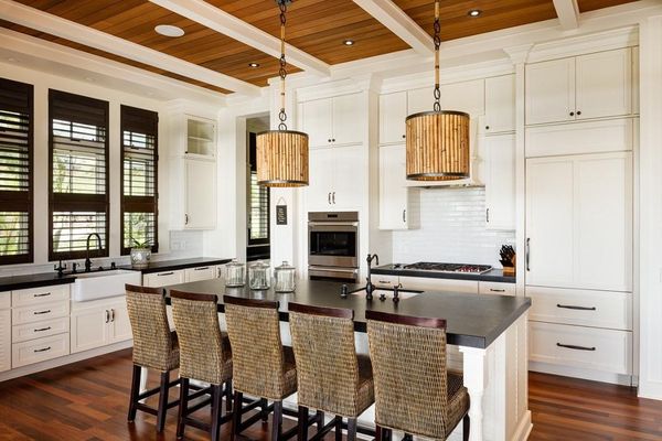 Carrie Nicholson, Realtor - Hawaii Life Real Estate Brokers