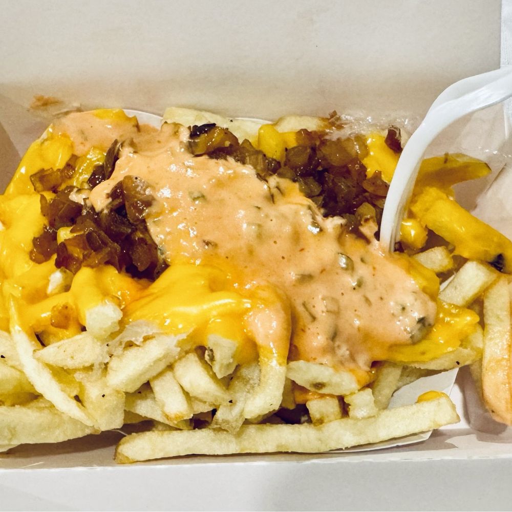 In-N-Out Burger - Animal style fries - Burgers Near Me - Redlands, California In-N-Out Burger - Animal style fries - Burgers Near Me - Redlands, California