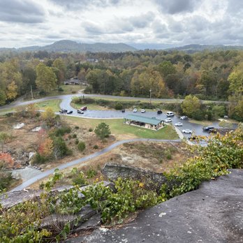 Rocky Face Mountain Recreational Area - Hiking Near Me - Hiddenite, North Carolina