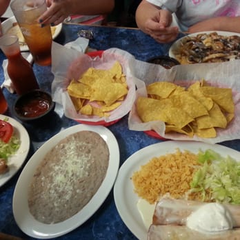 Manantial Mexican Grill - Pollo Fundido, refried beans, Mexican feast. The food was beyond awesome! - Mexican Near Me - Cherryville, North Carolina Manantial Mexican Grill - Pollo Fundido, refried beans, Mexican feast. The food was beyond awesome! - Mexican Near Me - Cherryville, North Carolina